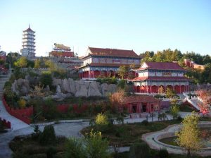 Туры в Китай - буддистский храм в Хуньчуне